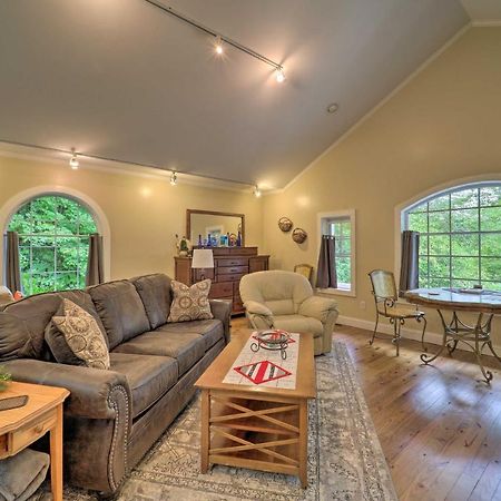 Quiet Studio Escape About 2 Mi To Blue Ridge Parkway! Вест-Джефферсон Екстер'єр фото